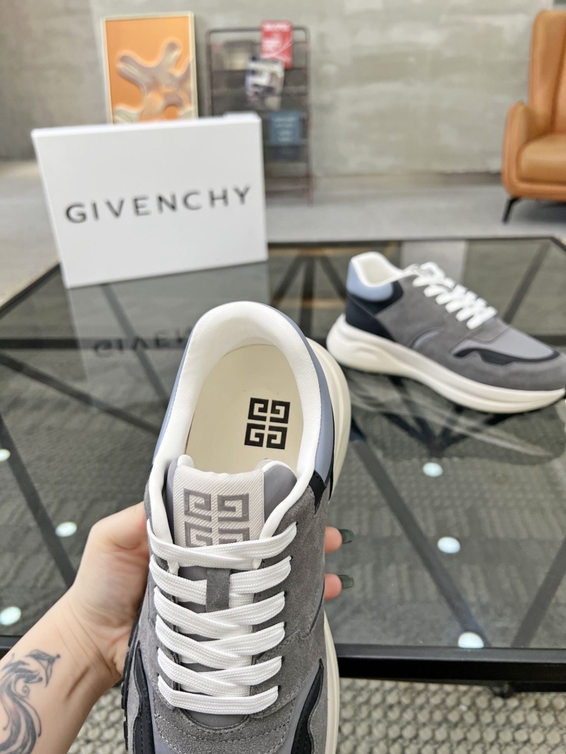 Givenchy Sneakers